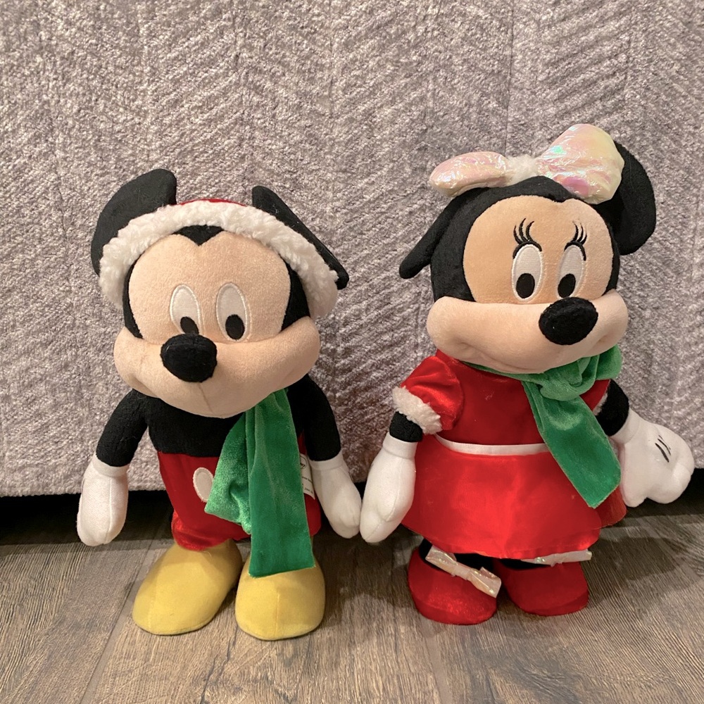 Christmas singing and dancing Minnie and Mickey